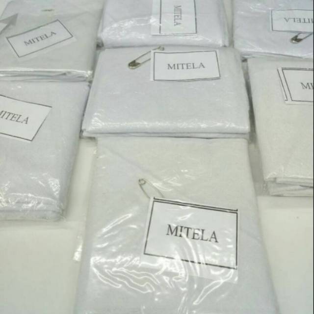 Mitela / kain segitiga / kain P3k