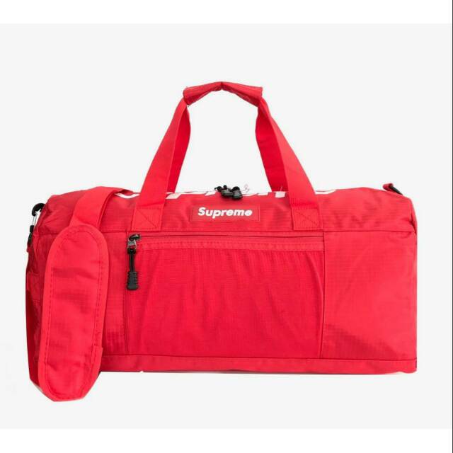 Supreme Travel Bag gym bag tas 
Ori original authentic