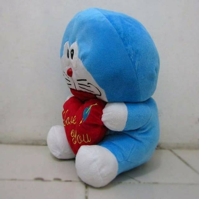 Boneka doraemon SNI love size:XL