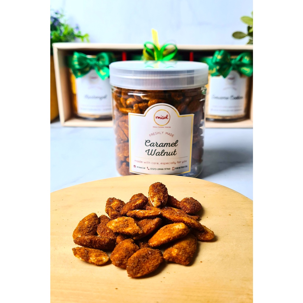 

CARAMEL WALNUT Kue Kering Premium MISOL kemasan Toples Bulat