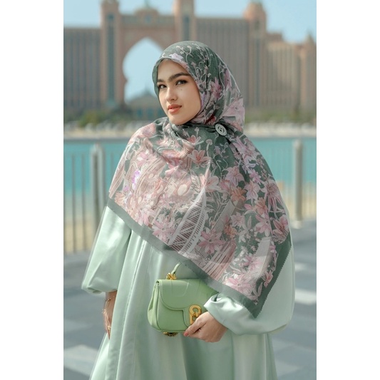 Buttonscarves - The Dubai Series