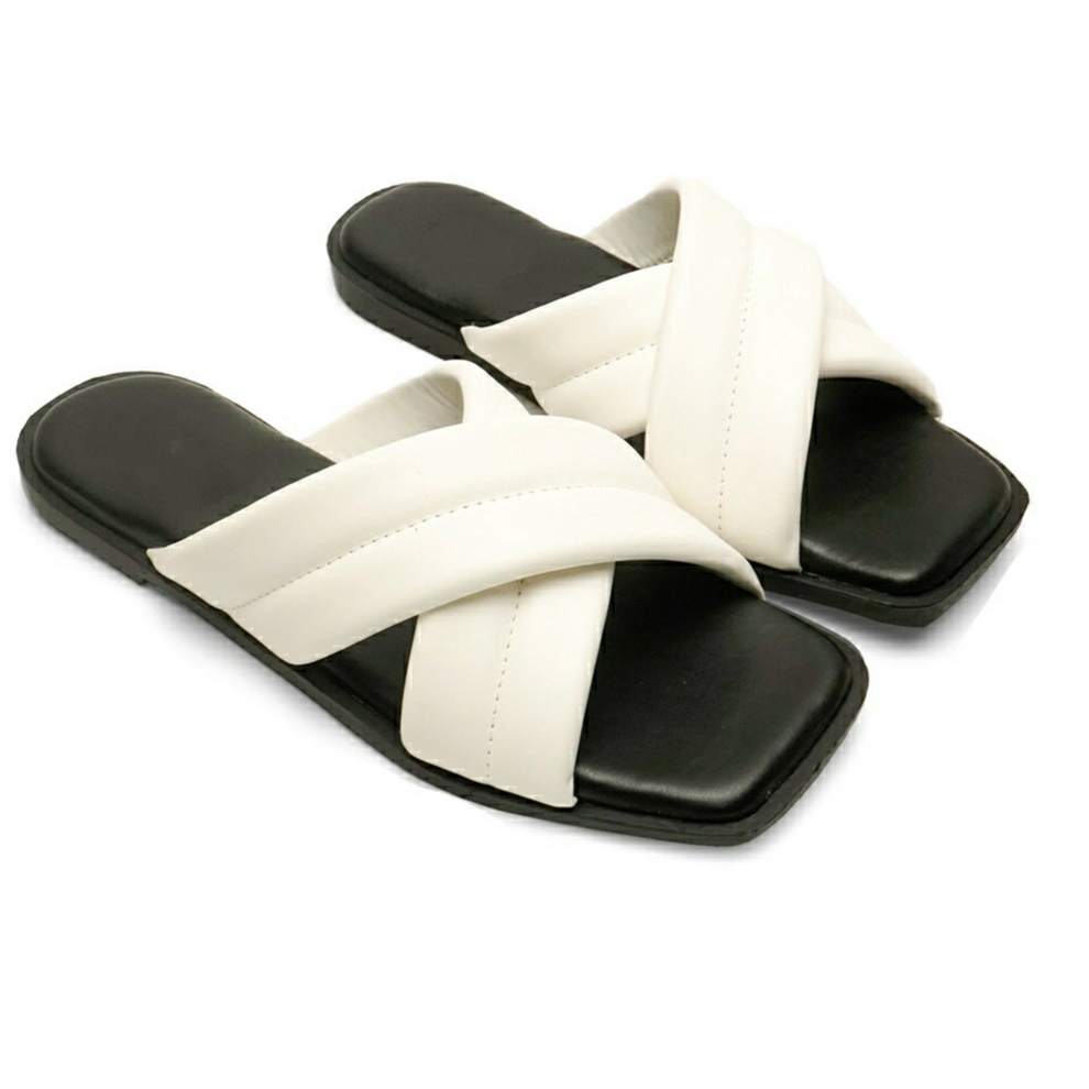 Sandal Teplek Flat Wanita ZIPARI