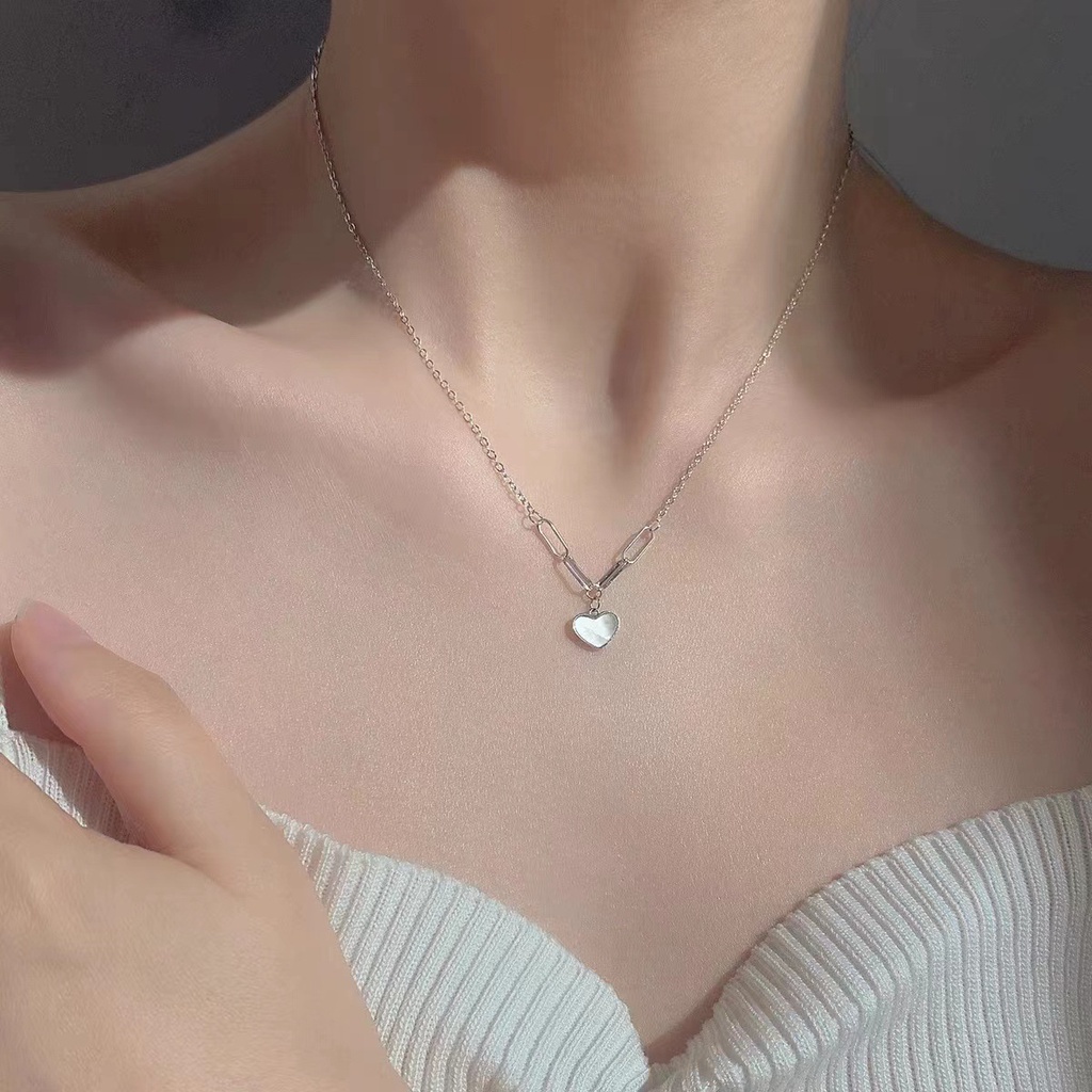 Kalung Rantai Klavikula Desain Hati Warna Silver Gaya Korea Untuk Wanita