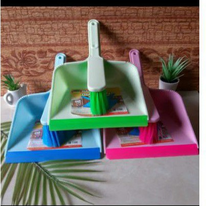 PENGKI + SAPU SIKAT SET MINI 302 S NAGATA / SAPU /SIKAT MOBIL