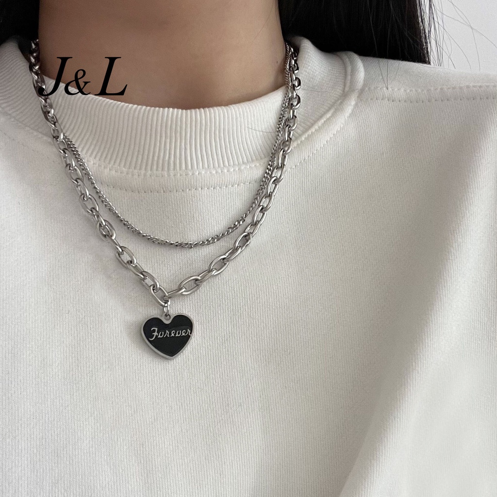 Kalung Rantai Ganda Liontin Hati Bahan Alloy Warna Silver Gaya Korea Untuk Wanita