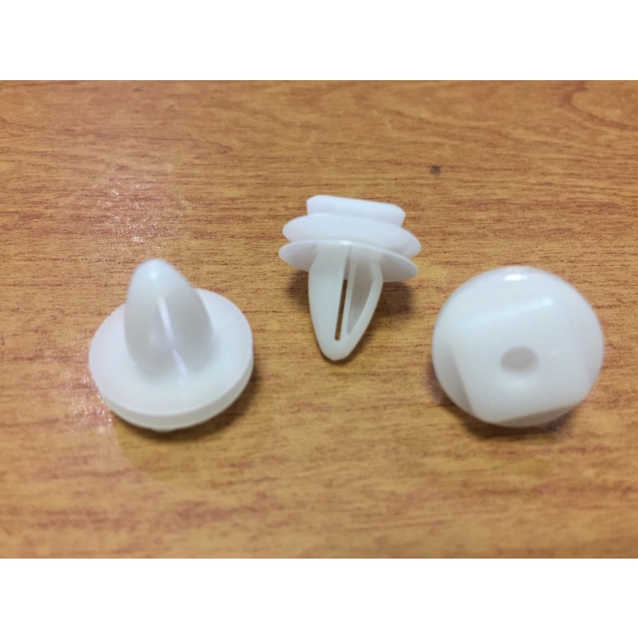 Klip Kancing Moulding Mobil mitsubishi Canter Original