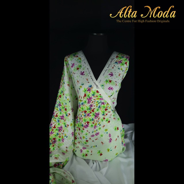 

Alta Moda Printed Silk Sutra Premium Small Floral Hijau Muda (1M)