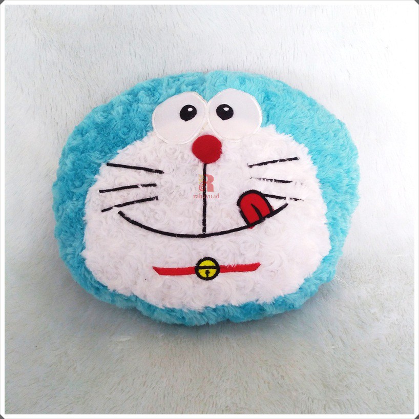 Bantal Doraemon Murah Warna