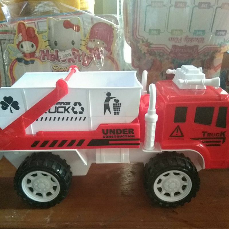 mainan mobil truk sampah ukuran besar