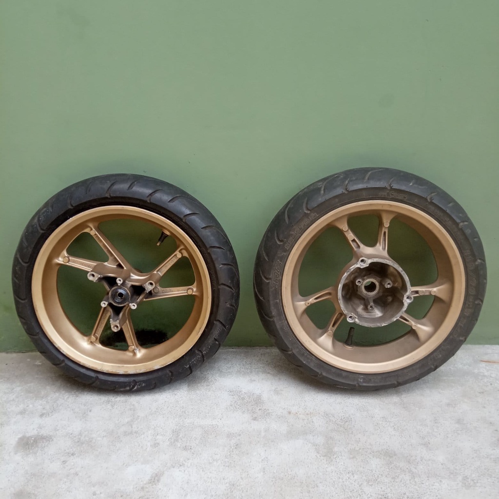 Velg velg depan belakang Yamaha Nmax original copotan motor plus roda depan belakang