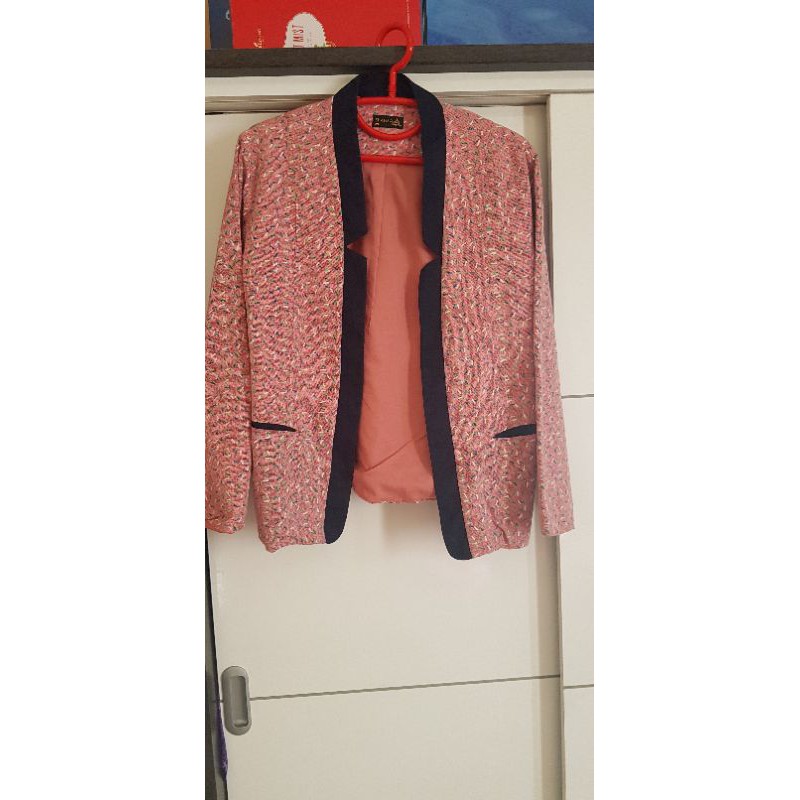 blazer shafira preloved