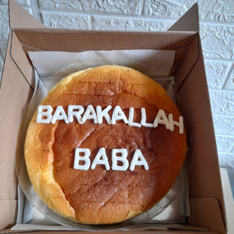 

Penambahan Ucapan Fondant Pada Cake