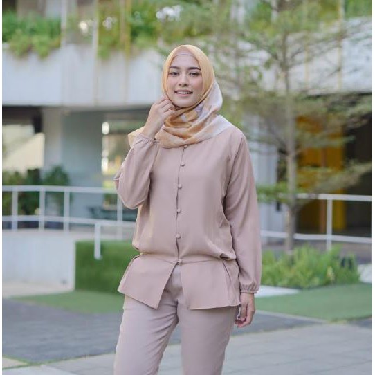 Izzati Blouse