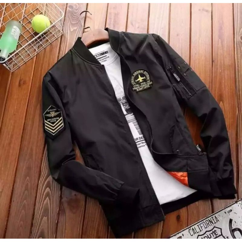 JAKET BOMBER PRIA KEREN TEBAL
