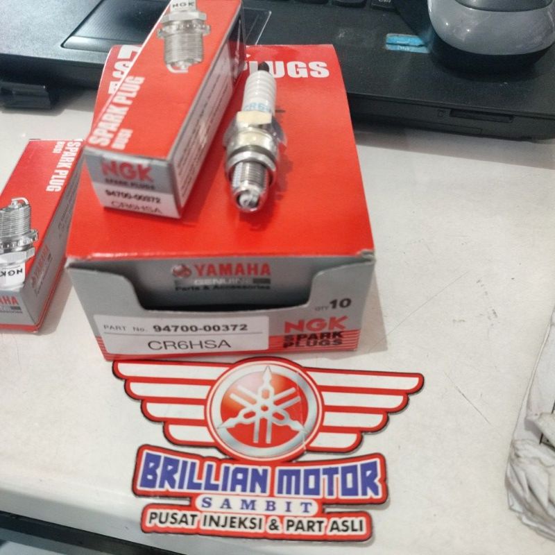 Busi CR6HSA NGK MIO J Z1 All Type Motor Bebek Injeksi Original Yamaha 94700-00372