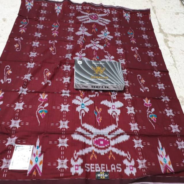 SARUNG SEBELAS TEMPEAN MOTIF KEMBANG