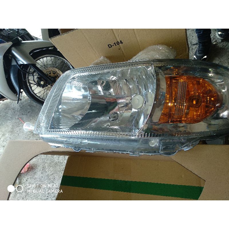 lampu depan suzuki apv