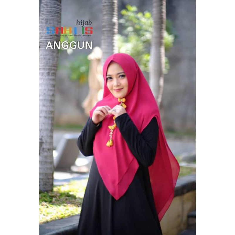 Khimar Anggun Sarkis Hijab