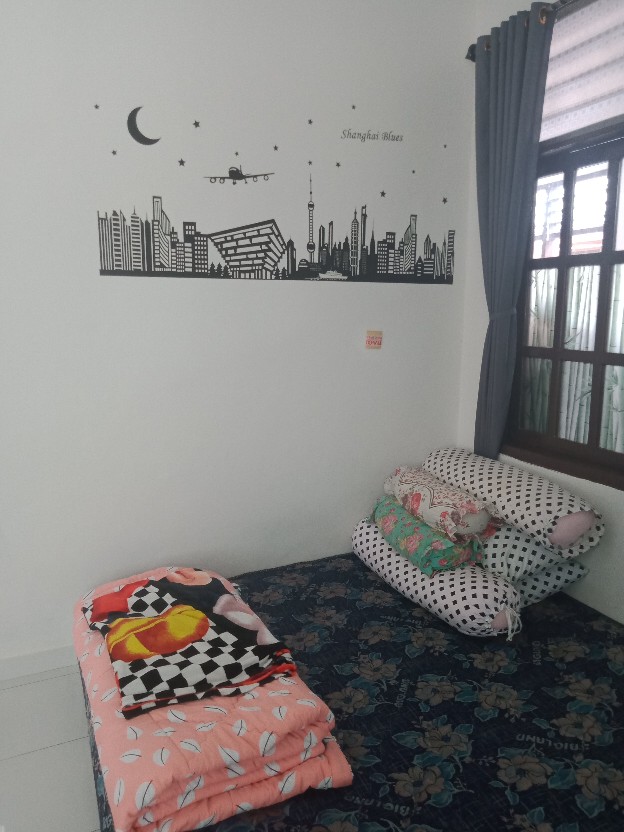 Kmk Wallsticker Glow In The Dark Shanghai Blue Stiker Sticker Dinding Tembok Kamar Tidur (60x90)