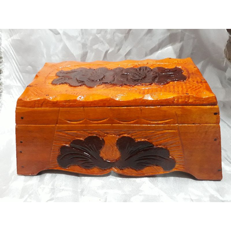 TEPAK SIRIH MODEL UKIR KHAS MELAYU