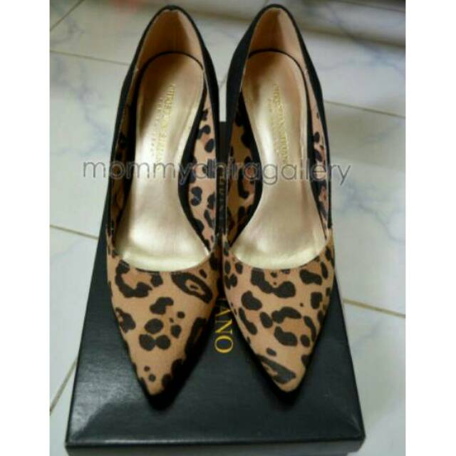 brown leopard heels