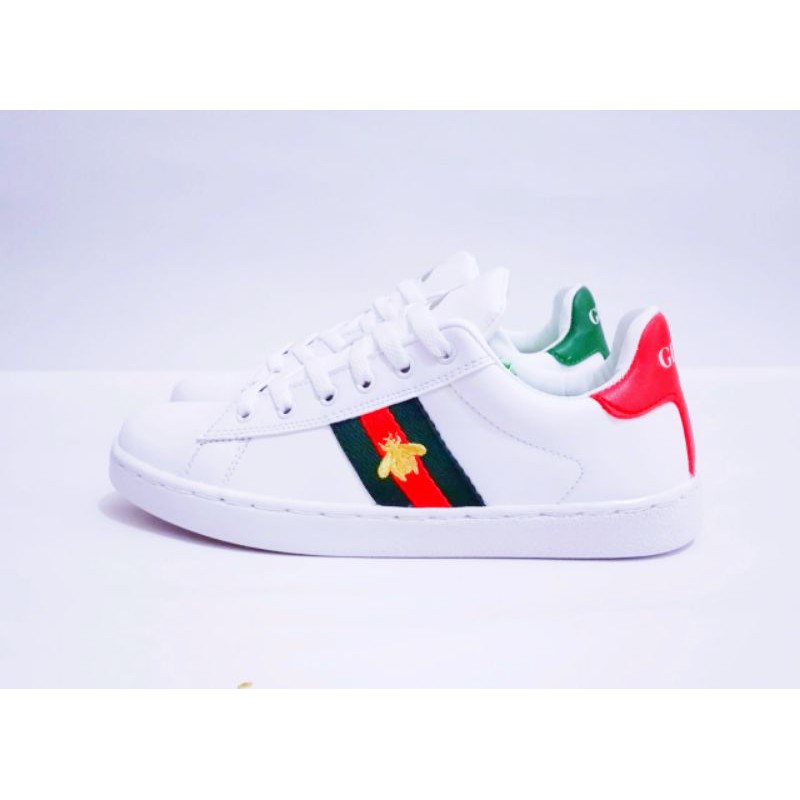 Sepatu Sneaker Gucci Ace Bee White Wanita
