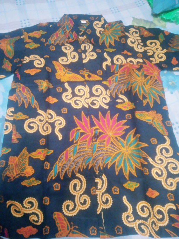 Batik Couple Dan Anak Mawar Daun