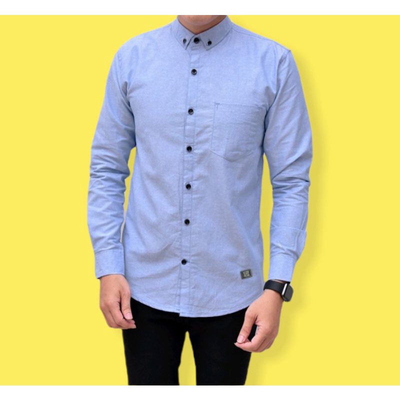 Pakaian Pria Atasan Kemeja Kasual Kemeja Pria Casual Polos Lengan Panjang Oxford Blue Solid Slimfit