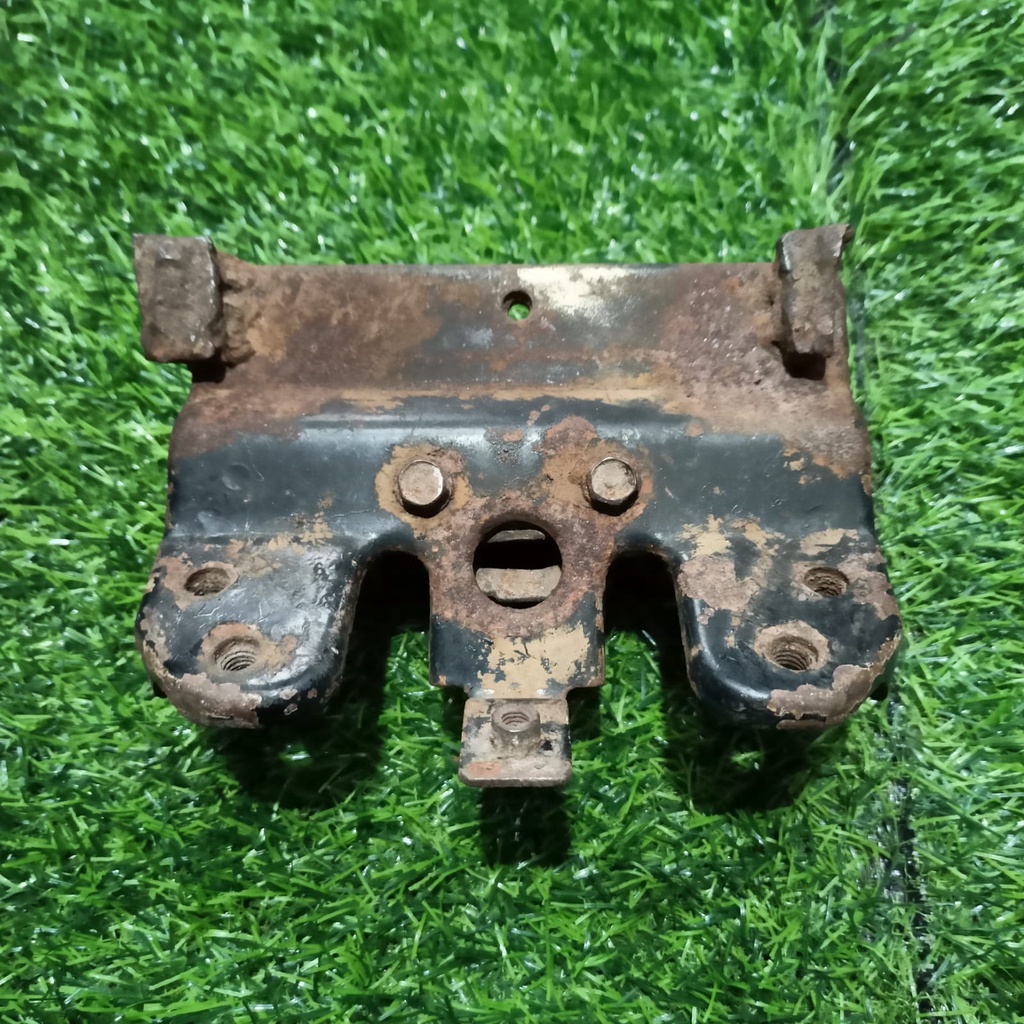 Braket dudukan begel grand bulus ori 91 dudukan body grand bulus