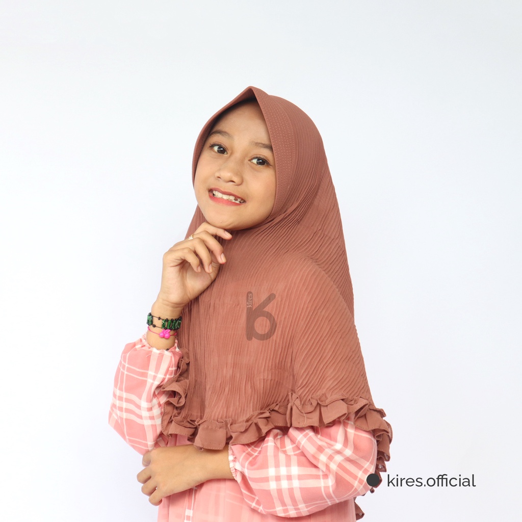 Khimar Bergo Anak Plisket Anisa 1-10th