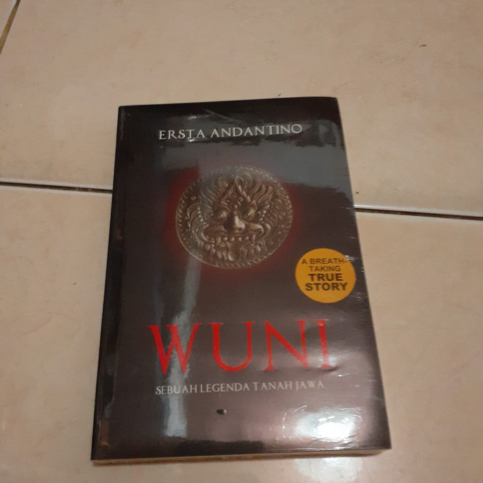 Novel WUNI sebuah legenda tanah jawa