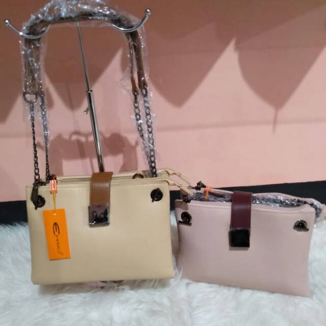 Tas selempang Emsio by Elizabeth original
