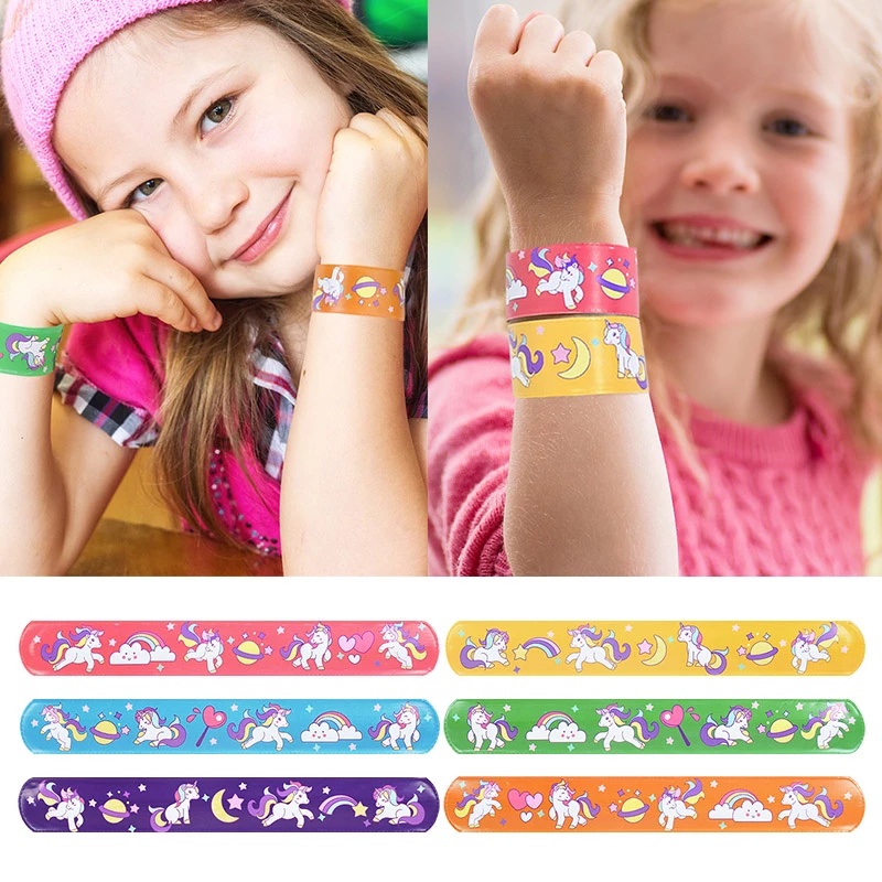 10pcs Mainan Gelang Slap Band Motif Kartun Unicorn Warna Pelangi Untuk Hadiah Anak