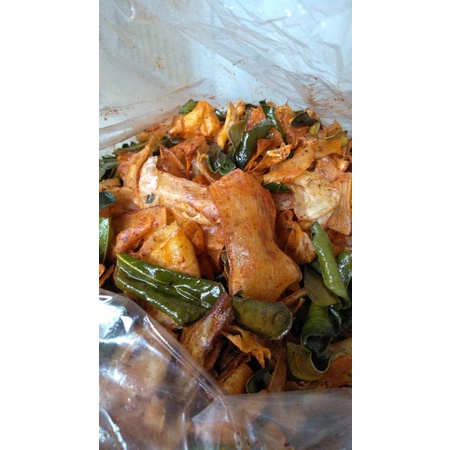 

KRIPIK SINGKONG PEDAS DAUN JERUK 250GRAM