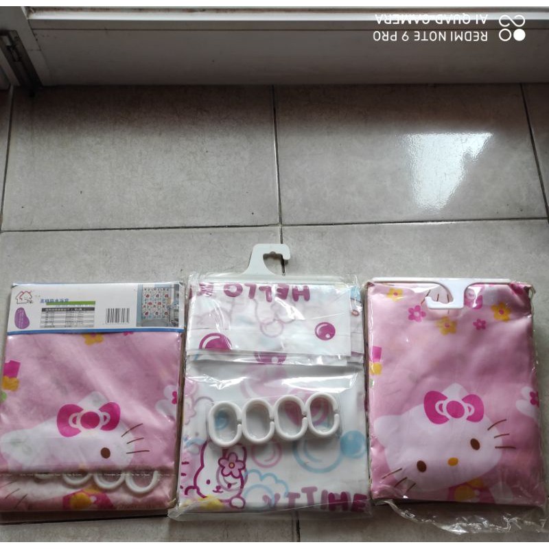 tirai pintu jendela atau tirai kamar mandi