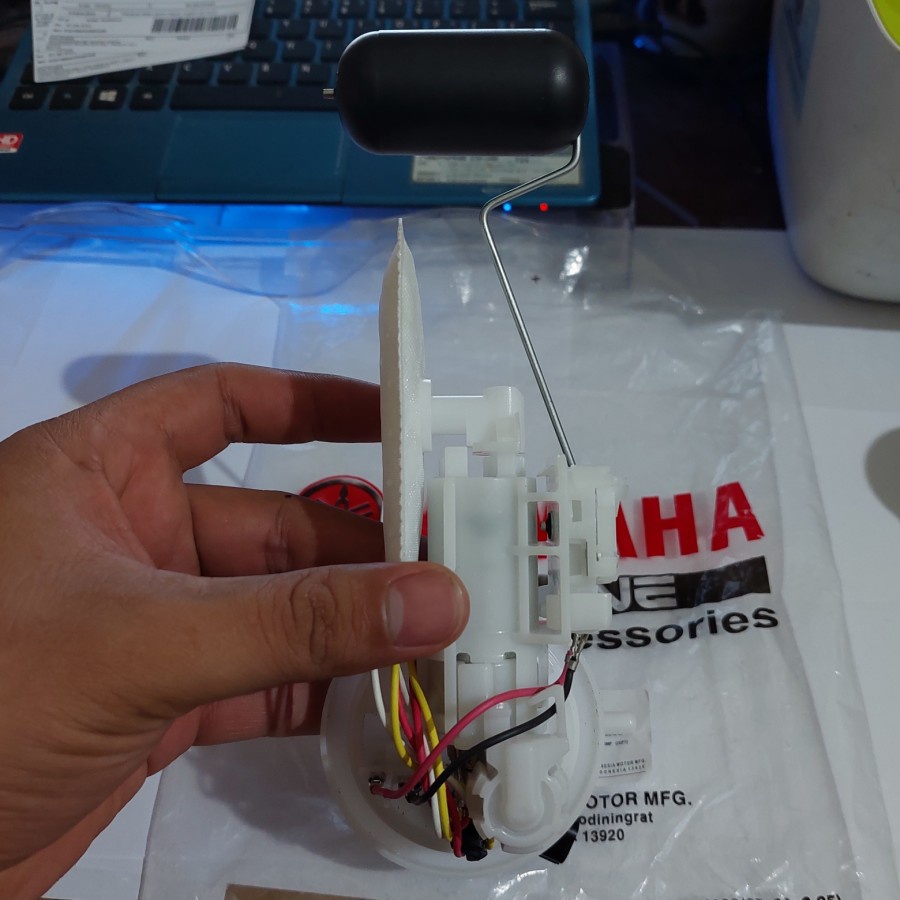 DsMotor - FUEL PUMP AEROX LEXI FREEGO FUEL PUMP YAMAHA AEROX 155 BERKWALITAS ORI