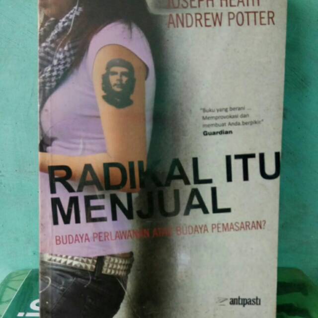 Radikal itu Menjual