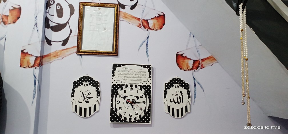 Jam Dinding 1 Set Karakter Panda