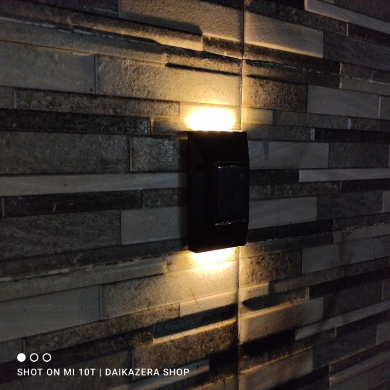 Lampu Taman Solar Cell LED Outdoor Wall Warm White 2 Pcs Waterproof - Hitam