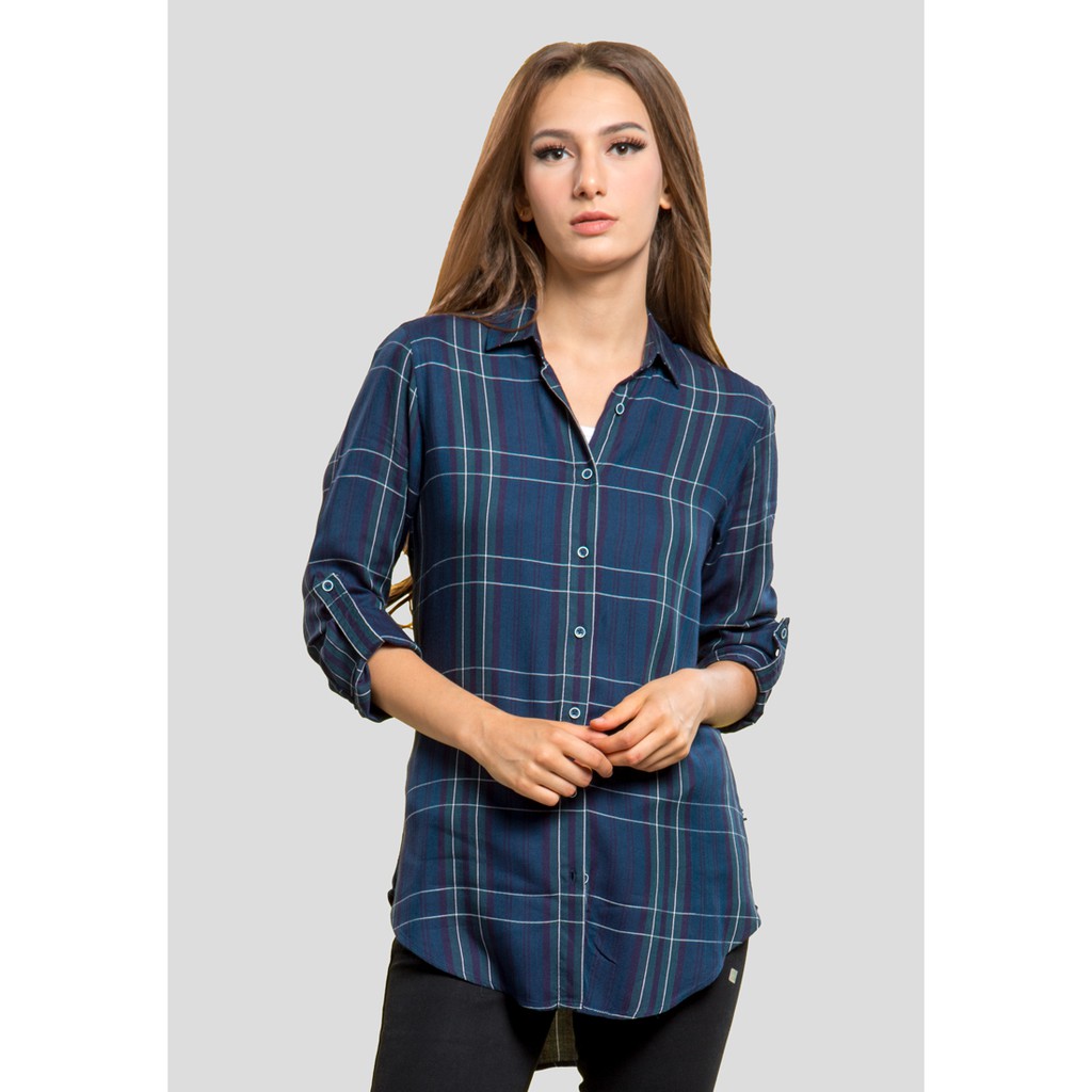 

C2 Kuinta Navy Casual Shirt