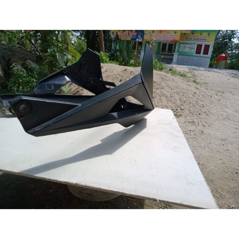 Undercowl new cb150r ORI