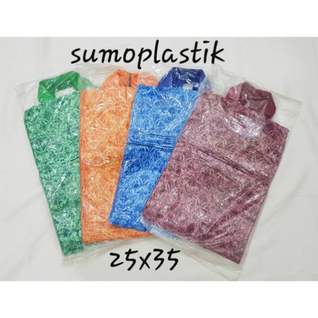

Kantong BATIK plastik soft handle 25x35(isi 50lembar)