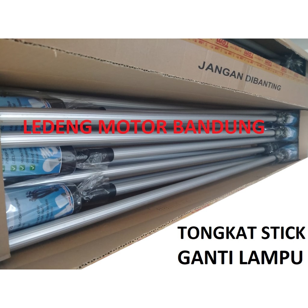 Tongkat Stick Ganti Lampu Alat Bantu Pengganti Bohlam Pasang Putar