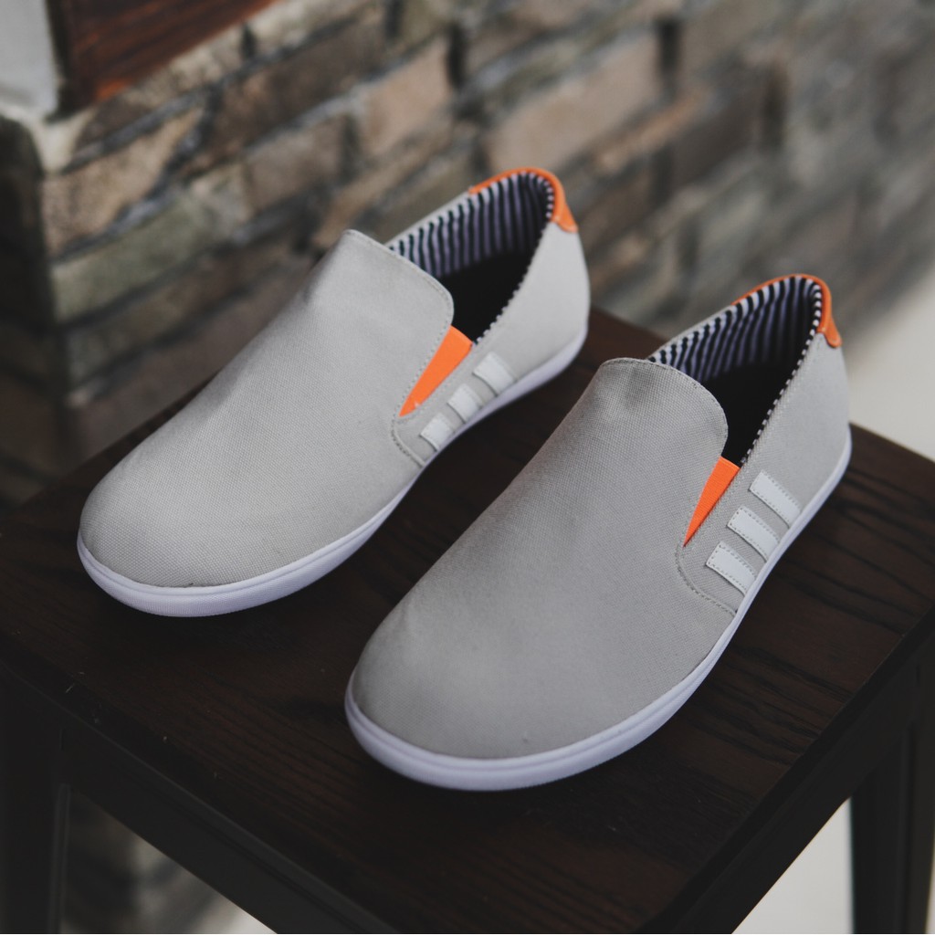 Sepatu Slip On Casual Pria Adidas D3PP /Sepatu Bahan Kanvas Selop Murah Keren Trendy