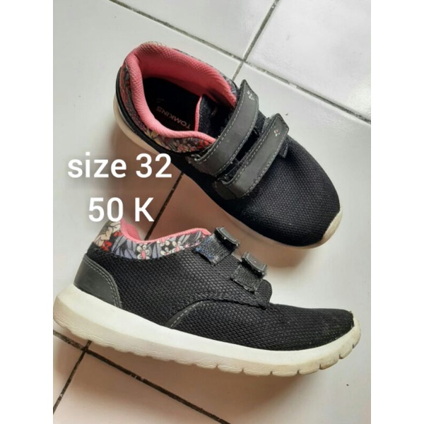 sepatu anak tomkins preloved