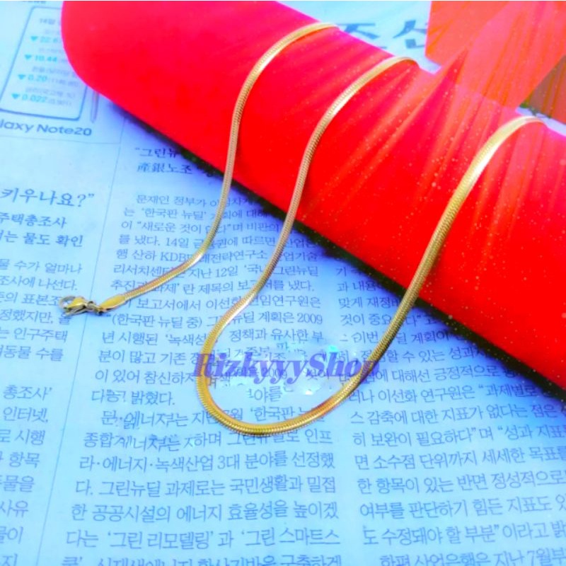 Kalung titanium pipih pria wanita milenial perak emas anti luntur anti karat terlaris