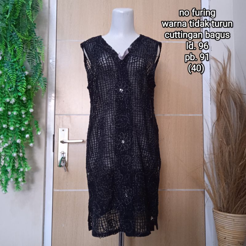 PRELOVED THRIFT KEBAYA WANITA (PART 2) / BRUKAT MODERN MURAH / BROKAT PREMIUM LIKE NEW / BRUKAT KONDANGAN / BRUKAT WISUDA MEWAH-19
