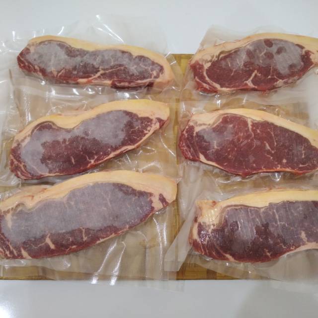 

Aus Sirloin beef steak grassfed @200gr