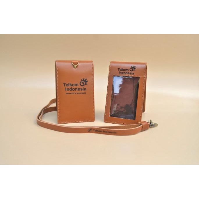 

[[COD]] ID Card Holder Name Tag Holder Magnet Kulit Telkom Indonesia TERBATAS Kode 388