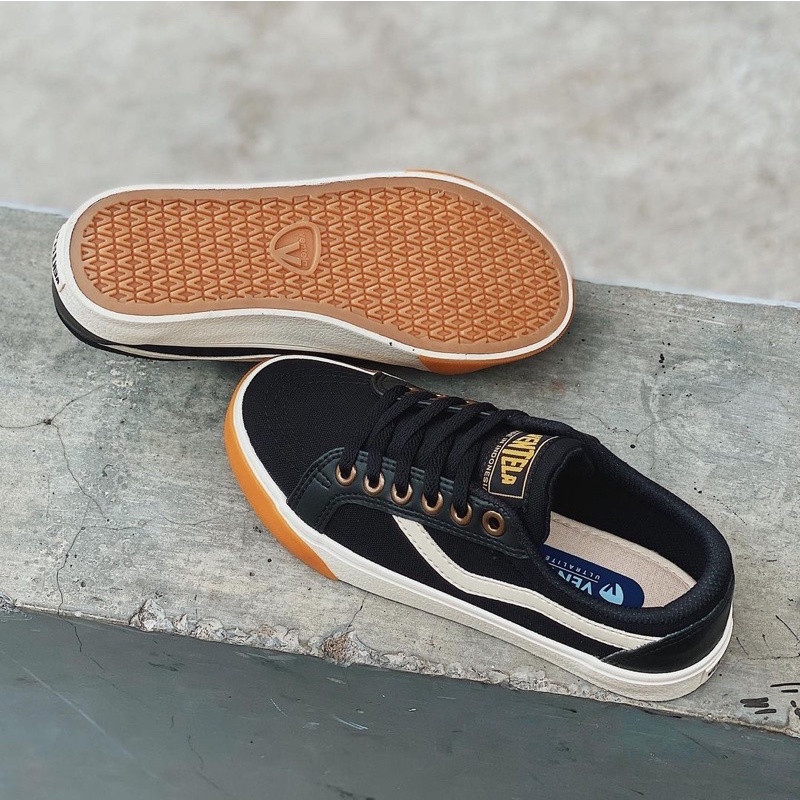 Ventela Republic Low Black Gum [ORIGINAL]